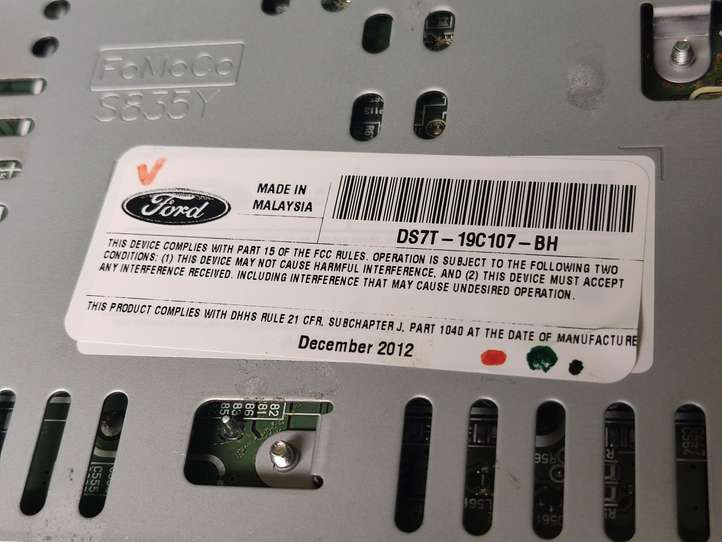 Ford Fusion II (2013 - )  DS7T19C107BH Радио/ проигрыватель CD/DVD / навигация