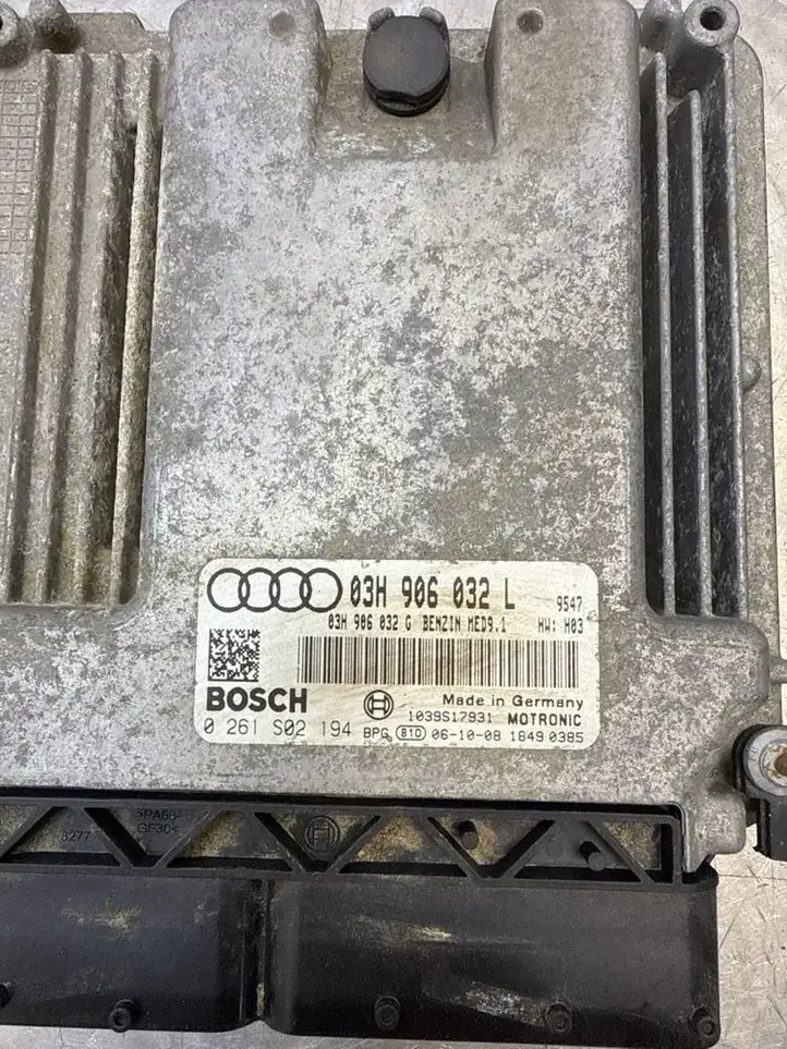 Audi (2008 - ) 03H906032L Блок управления двигателем (ЭБУ) — фото 6