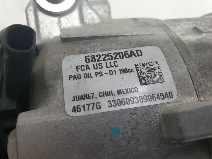 Chrysler Pacifica (2016 - ) 68225206AD Компрессор (насос) кондиционера воздуха — фото 2