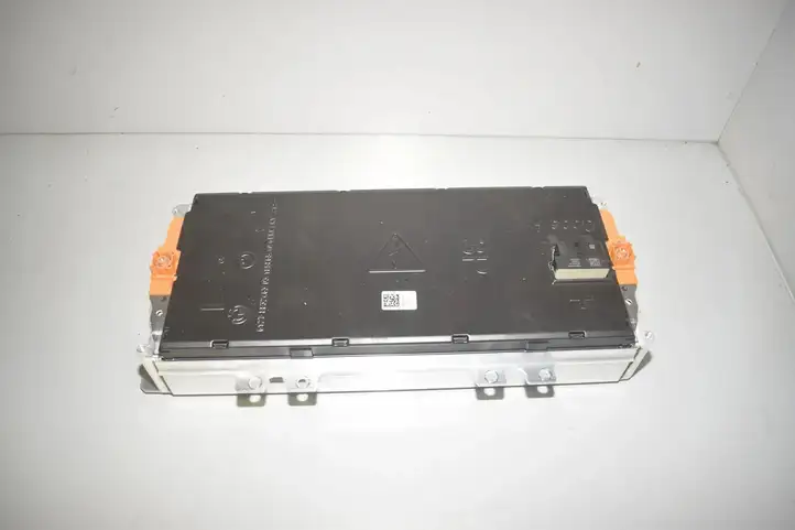 BMW (2023 - ) 8863448 Модуль аккумуляторной батареи гибридного автомобиля / электромобиля — фото 2