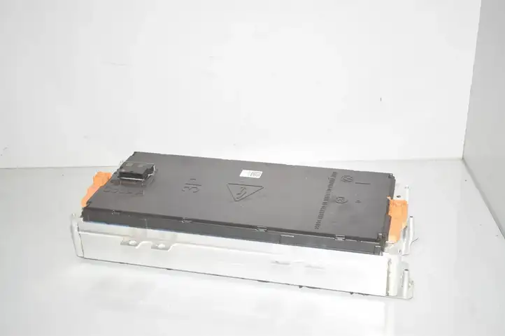 BMW (2023 - ) 8863448 Модуль аккумуляторной батареи гибридного автомобиля / электромобиля — фото 3