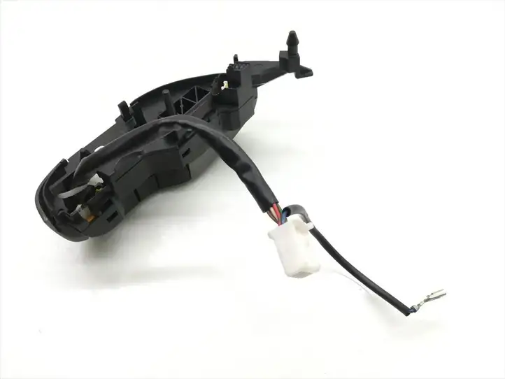 Toyota Prius (XW20) (2003 - 2009) F70CV142 Кнопки на рулевом колесе — фото 3