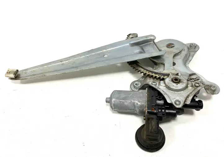 Toyota Land Cruiser (J120) (2002 - 2009) 8572058010 Стеклоподъемник задней двери — фото 4