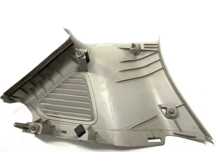 Ford Kuga I (2008 - 2012) 8V41S280C47 Верхняя обшивка стойки D — фото 2