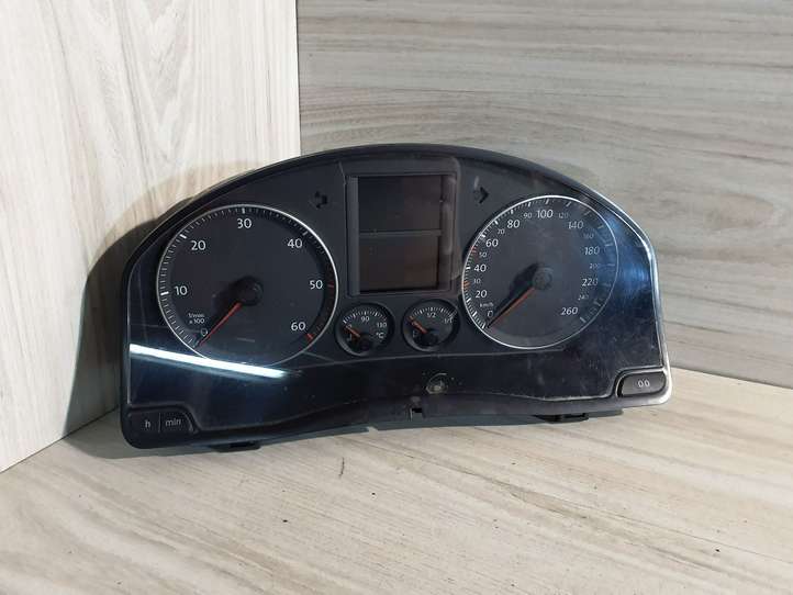 Volkswagen Golf V (2003 - 2009)   Спидометр (приборный щиток)