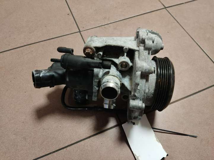Mercedes-Benz CLA  C117,X117,W117 (2013 - 2019)  A6512000715 Водяной насос