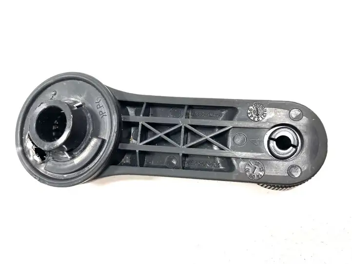 Hyundai i30 (2012 - 2015) 826301M000 Ручка стеклоподъемника — фото 4