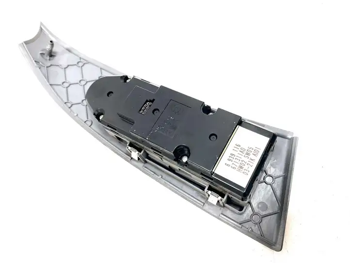 BMW 5 E60 E61 (2004 - 2010) 6939116 Кнопка стеклоподъемников — фото 5