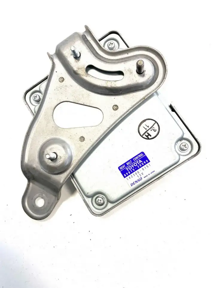 Lexus GS 300 350 430 450h (2004 - 2007) 8981530090 Реле предупреждения об ремнях безопасности — фото 2