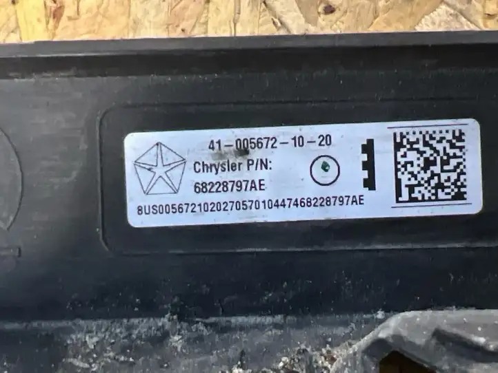 Chrysler (2018 - ) 68228797AE Блок управления раздвижными дверями (ECU) — фото 7