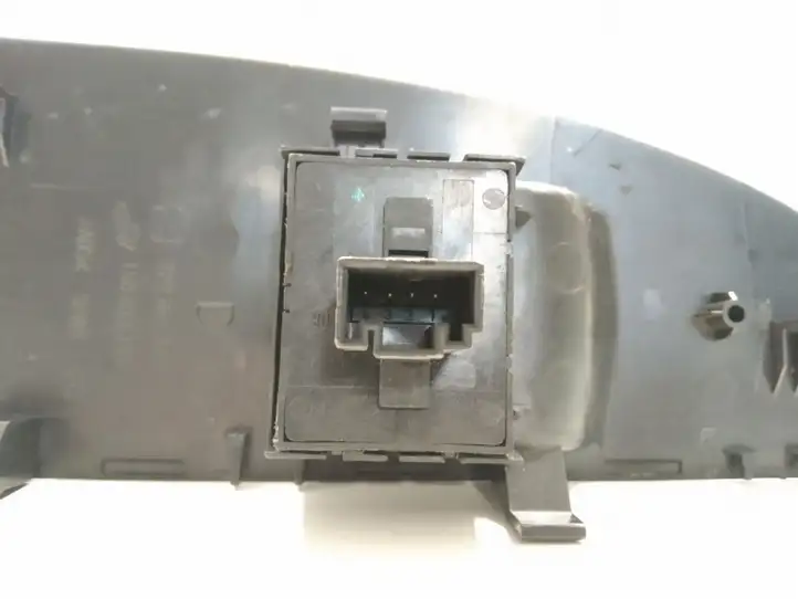 Seat Leon (1P) (2005 - 2012) 1P2867172 Кнопка стеклоподъемников — фото 5