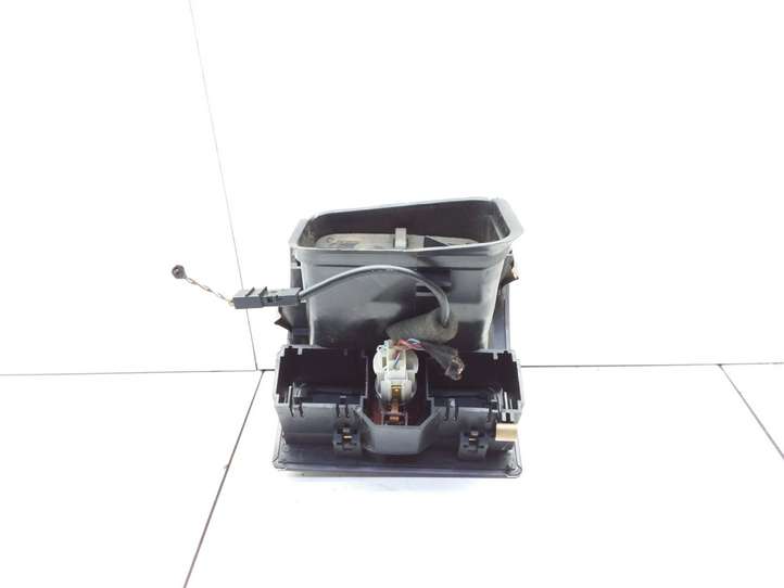 Audi A6 (2001 - 2004)  4B0819203 Задняя воздушный дефлектор