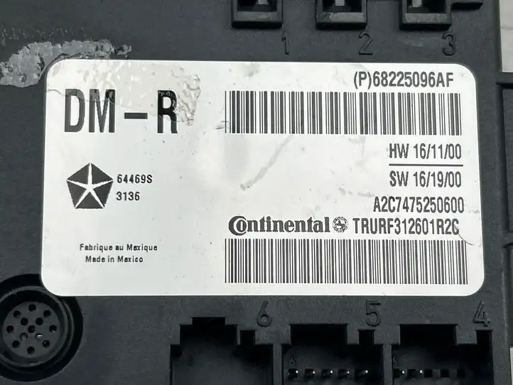 Chrysler (2018 - ) 68225096AF Блок управления раздвижными дверями (ECU) — фото 6