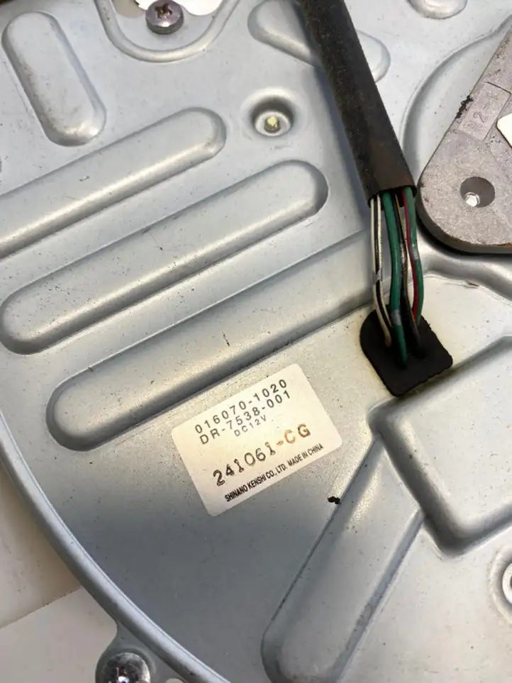 Lexus GS 300 350 430 450h (2004 - 2007) G923030010 электрический вентилятор батареи автомобиля — фото 5