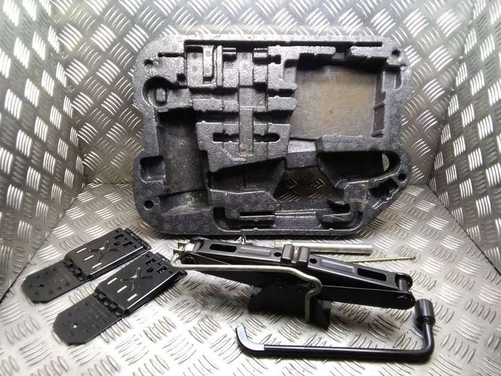 Citroen C4 Picasso (2006 - 2013)  9681017280 Комплект инструментов