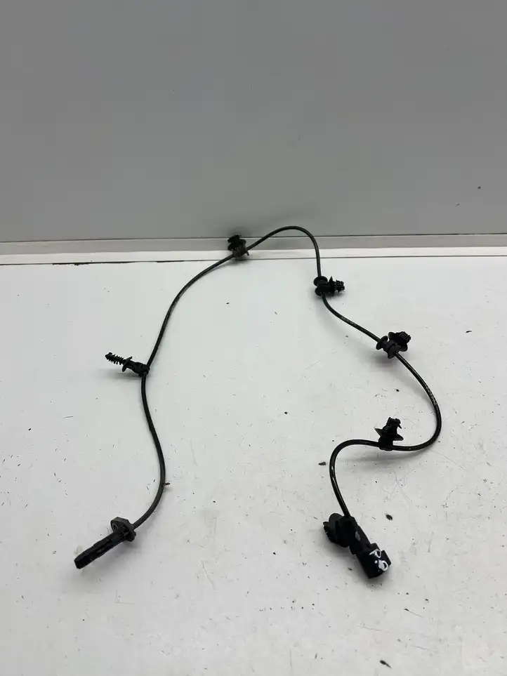 Tesla (2023 - ) 162076100C Проводка переднего датчика ABS — фото 1