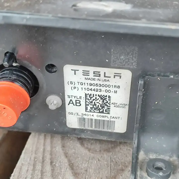 Tesla Model 3 (2017 - 2023) 110442300M Аккумулятор гибридного / электрического автомобиля — фото 5