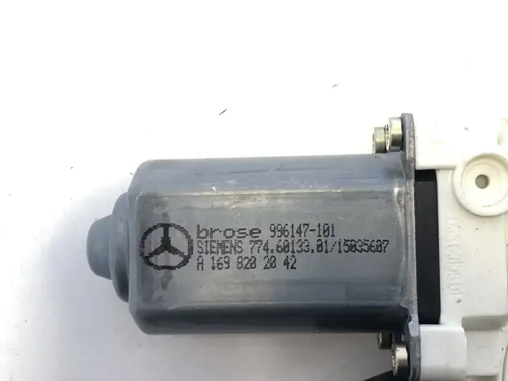 Mercedes-Benz A W169 (2004 - 2012) A1698202042 Стеклоподъемник задней двери — фото 2