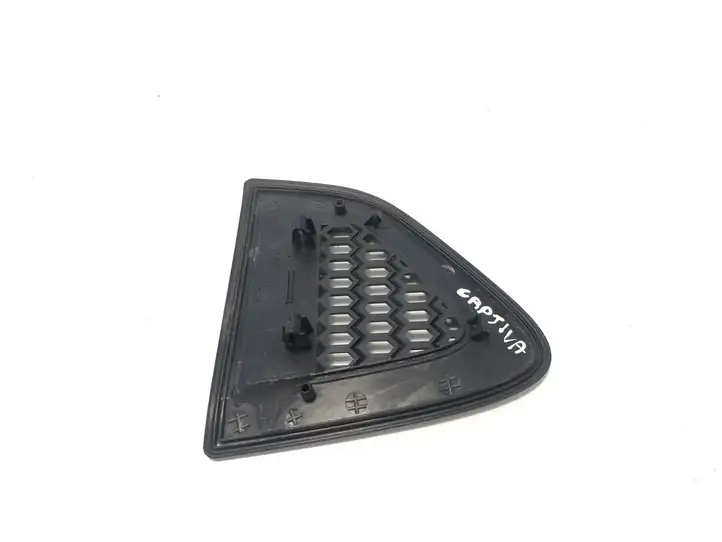 Chevrolet Captiva (2006 - 2011) RH96433170 Решетка в крыле — фото 2
