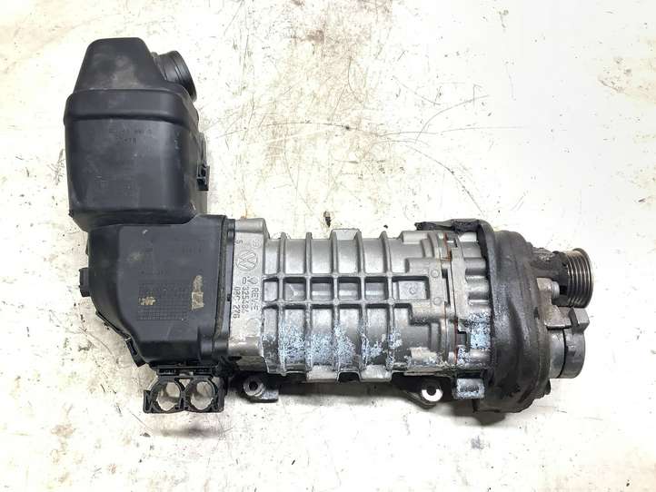 Volkswagen PASSAT B6 (2005 - 2010)  03C115601E Нагнетатель