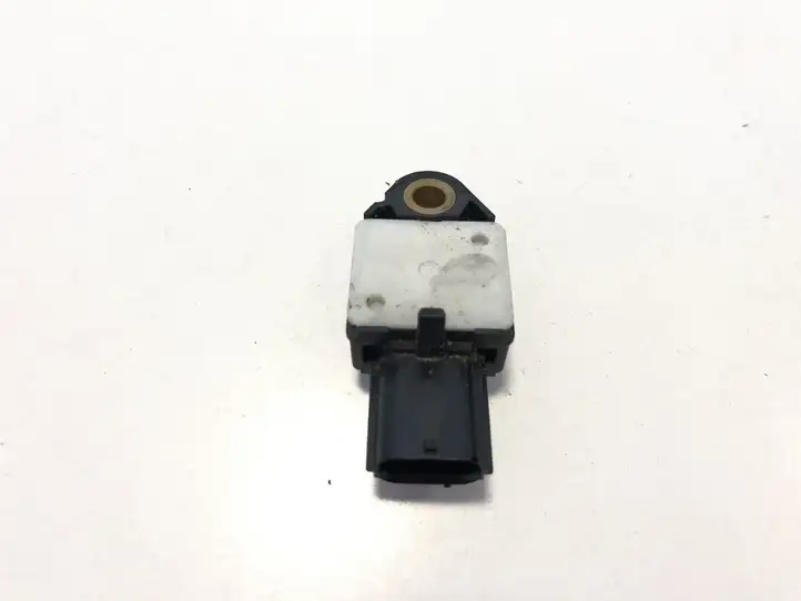 Toyota Auris 150 (2006 - 2012) 8983102080 Датчик удара SRS — фото 3