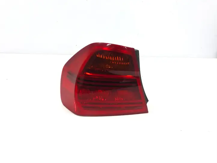 BMW 3 E90 E91 (2005 - 2012) 6937457 Задний фонарь в кузове — фото 1