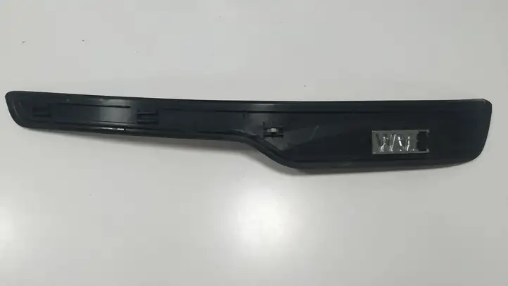 BMW 3 E90 E91 (2005 - 2012) 51477060285 Внутренняя отделка заднего порога — фото 2