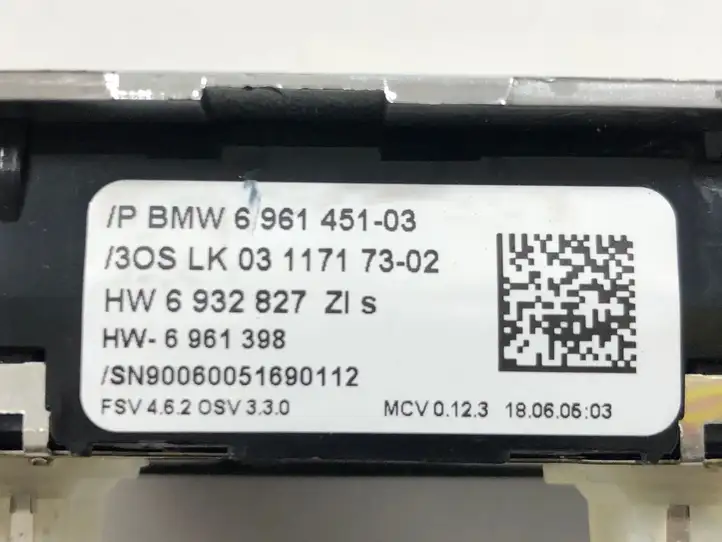 BMW 3 E90 E91 (2005 - 2012) 6961451 Передняя подсветка — фото 3