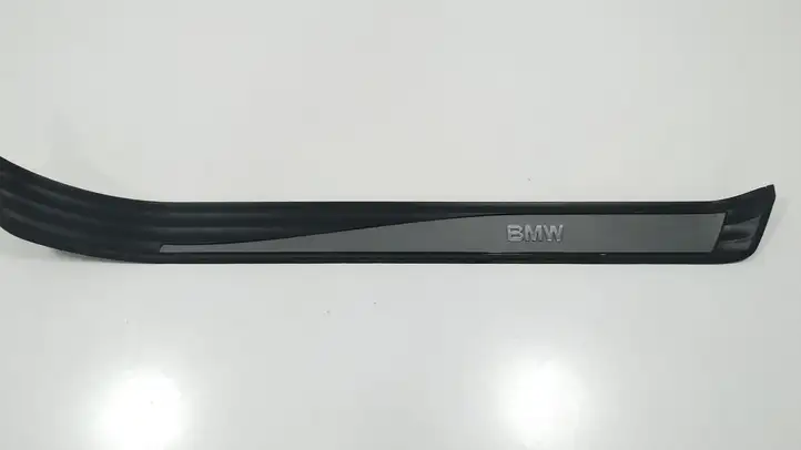 BMW 5 E60 E61 (2004 - 2010) 51477034304 Внутренняя отделка переднего порога — фото 1