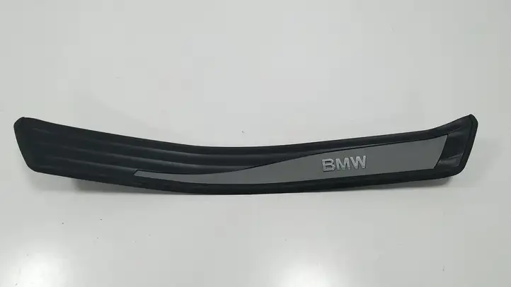BMW 5 E60 E61 (2004 - 2010) 51477034306 Внутренняя отделка заднего порога — фото 1