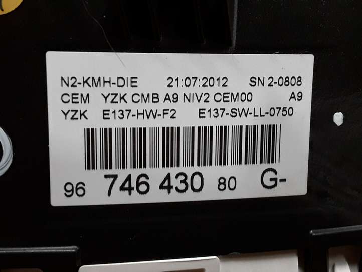 Peugeot 208 (2012 - 2015)  9674643080 Спидометр (приборный щиток)