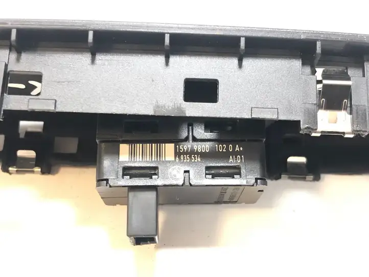 BMW X1 E84 (2009 - 2015) 6935534 Кнопка стеклоподъемников — фото 4