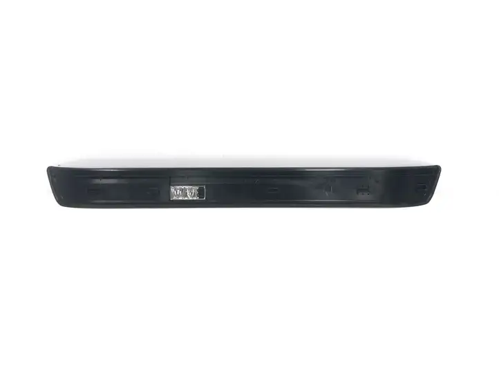 BMW 3 E90 E91 (2005 - 2012) 73060280 Внутренняя отделка переднего порога — фото 2