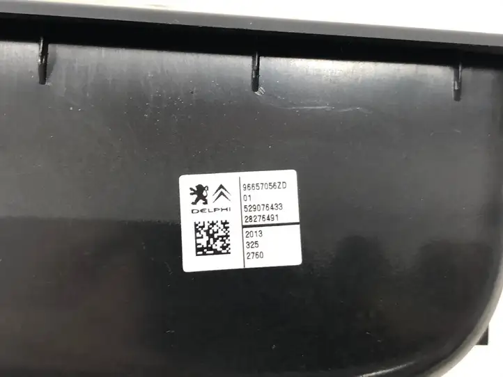 Citroen C4 (2011 - 2016) 96657056ZD Кнопка стеклоподъемников — фото 4