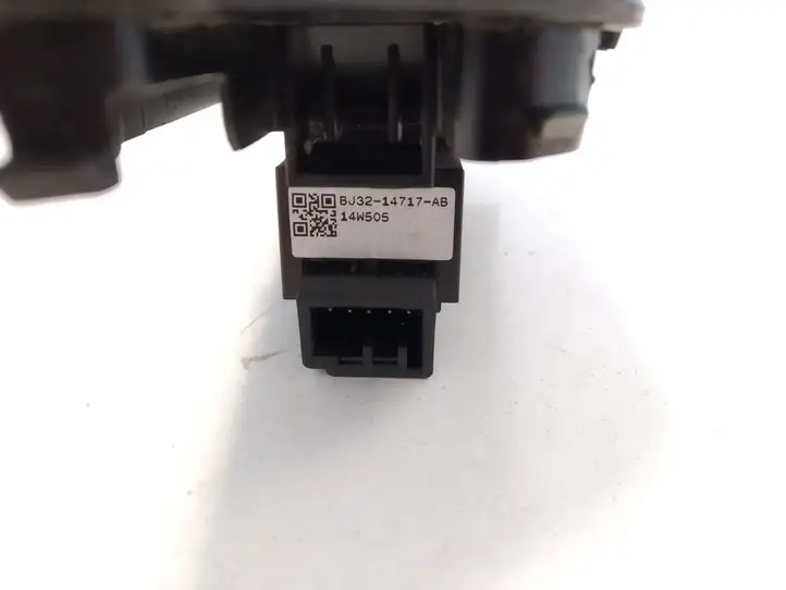 Land Rover Evoque I (2011 - 2015) BJ3214717AB Кнопка стеклоподъемников — фото 4