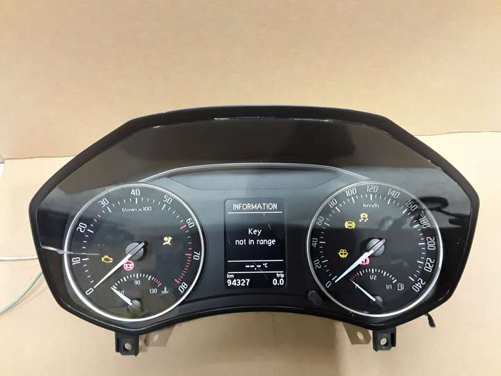 Skoda Octavia Mk2 (1Z) (2004 - 2013)  1Z0920843K Спидометр (приборный щиток)