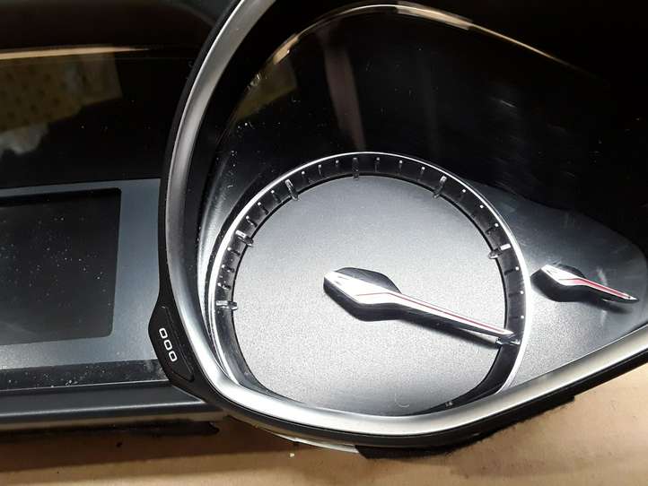 Peugeot 308 (2013 - 2021)  9807650880 Спидометр (приборный щиток)