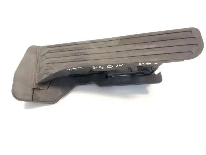 Seat Leon (1P) (2005 - 2012) 1K2721503M Педаль акселератора — фото 1