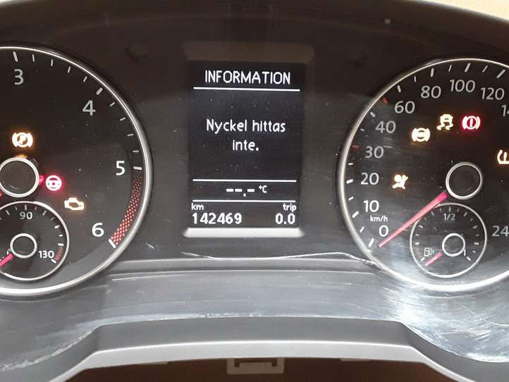 Volkswagen Sharan (2010 - 2015)  7N0920870J Спидометр (приборный щиток)