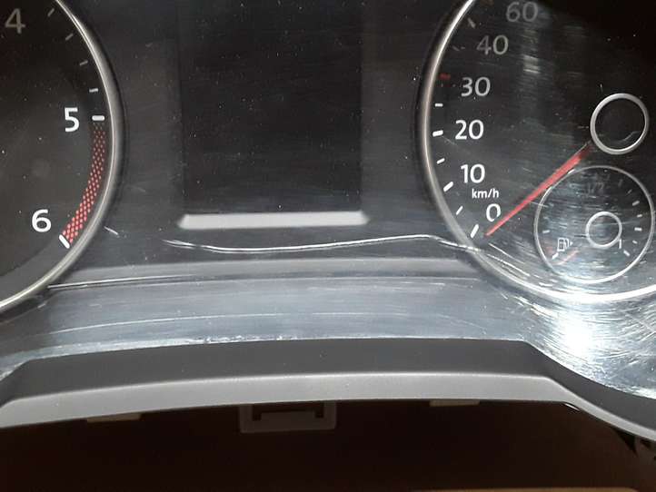 Volkswagen Sharan (2010 - 2015)  7N0920870J Спидометр (приборный щиток)