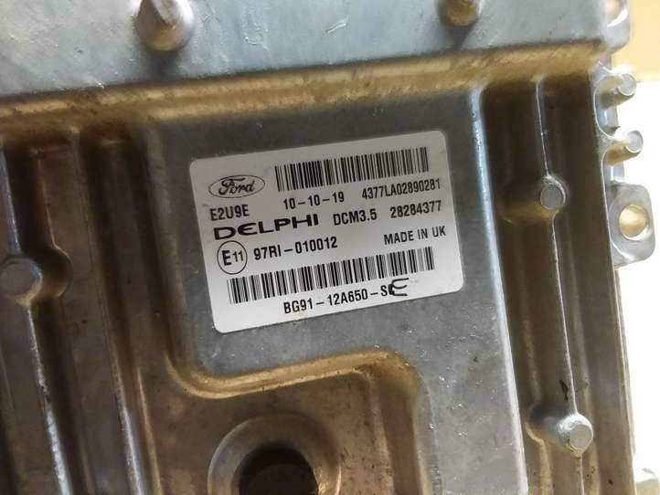 Ford Mondeo MK IV (2007 - 2014)  4377LA02890281 Блок управления двигателя