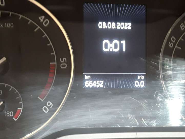 Skoda Superb B8 (3V) (2015 - 2023)  3V0920751A Спидометр (приборный щиток)