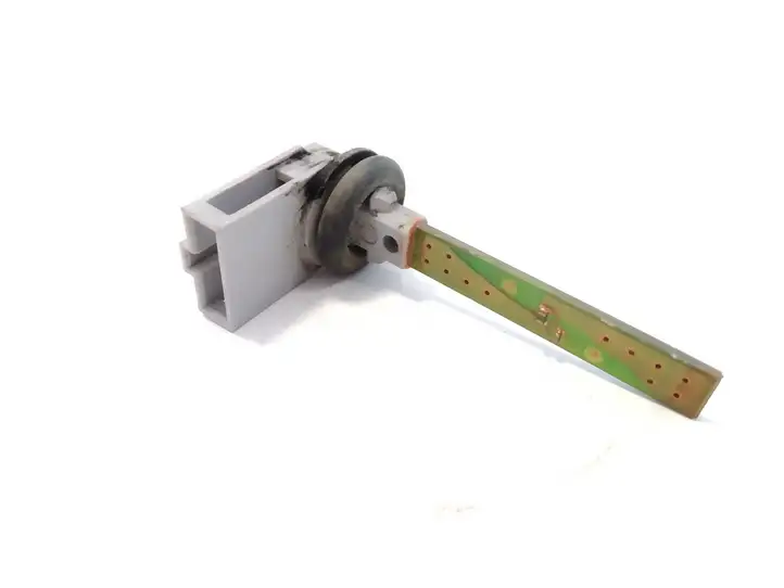 Audi A3/S3 8P (2008 - 2013) 4B0820539 Датчик температуры воздуха в салоне — фото 1