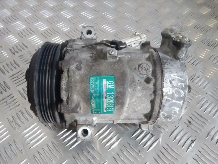 Opel Vectra C (2002 - 2005) 13208187 Компрессор (насос) кондиционера воздуха — фото 1