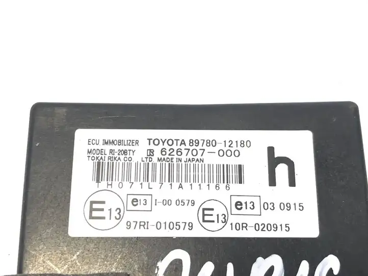 Toyota Auris 150 (2006 - 2012) 8978012180 Блок иммобилайзера — фото 4