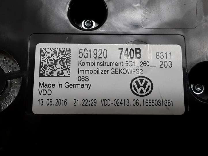 Volkswagen Golf VII (2013 - 2019)  5G1920740B Спидометр (приборный щиток)