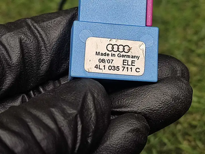 Audi Q7 4L (2005 - 2009) 4L1035711C Микрофон (Bluetooth / телефон) — фото 3