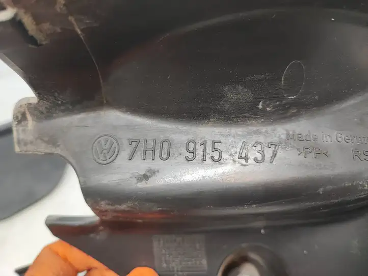 Volkswagen (2010 - ) 7H0915437 Перегородка аккумулятора — фото 3