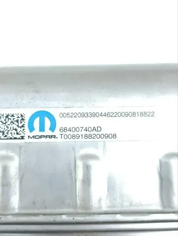 Jeep (2022 - ) 68400740AD Вентилятор охлаждения ЭБУ — фото 3