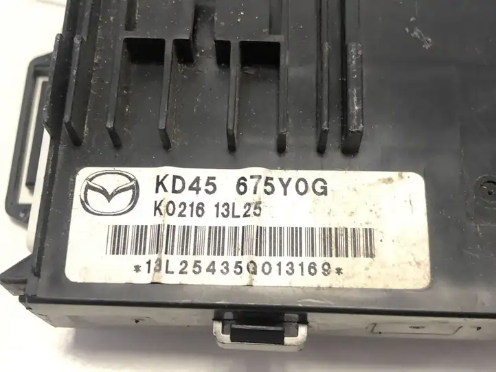Mazda 3 II (2013 - 2017) KD45675Y0G Прочие блоки управления — фото 4